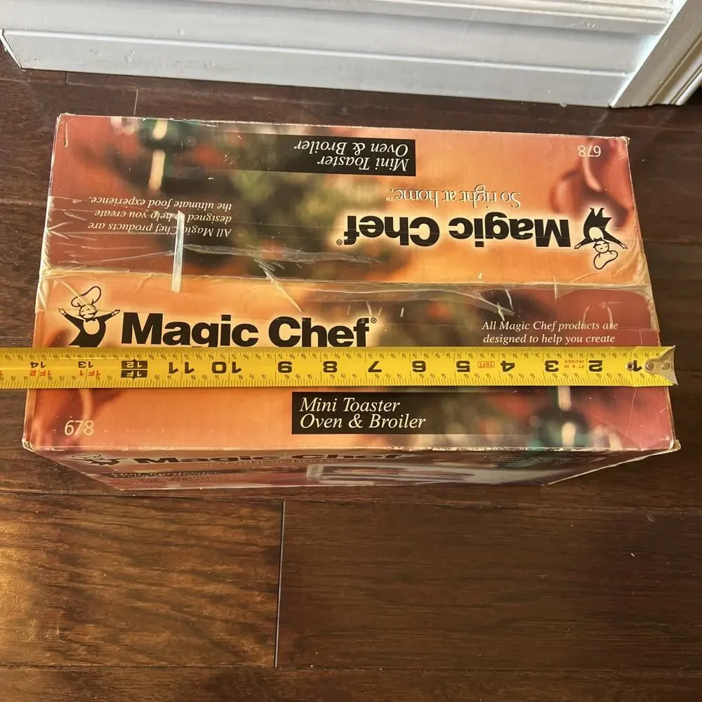 NEW VTG Magic Chef Mini Toaster Oven & Broiler 678 Vintage 1999 White SEALED